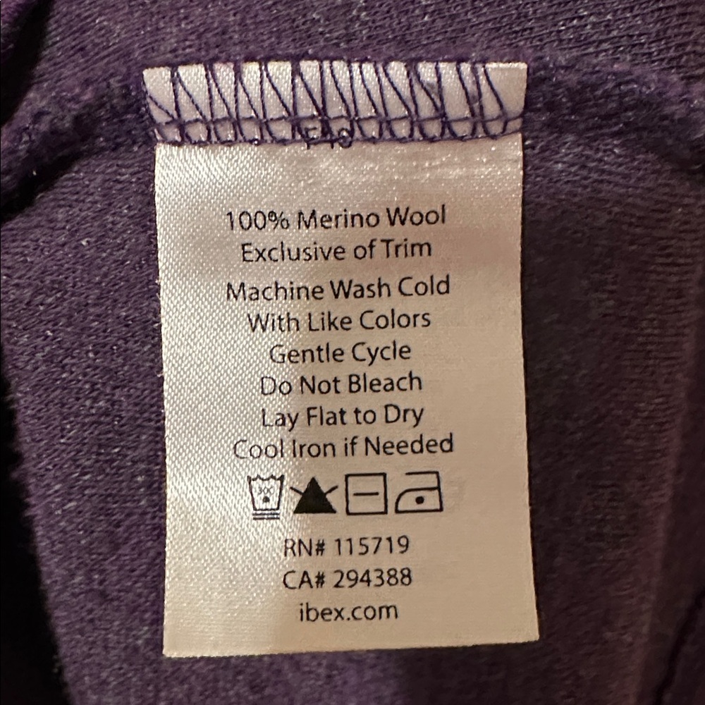 Ibex Women’s 100% wool shirt, size medium - Picture 4 of 8